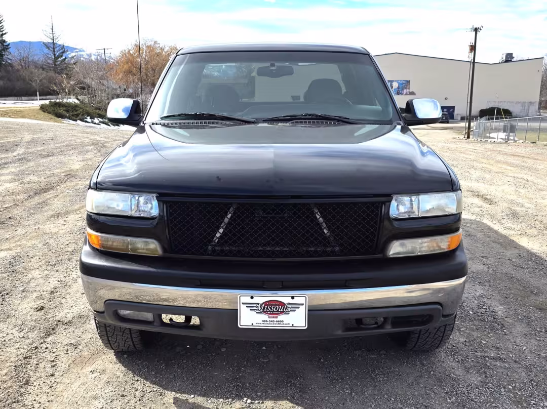 1999 Chevrolet Silverado 1500 - 2GCEK19T7X1288052 - Image #6