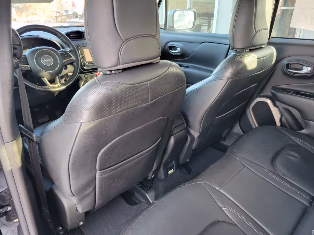 2015 Jeep Renegade - ZACCJBDT7FPB43315 - Image #17