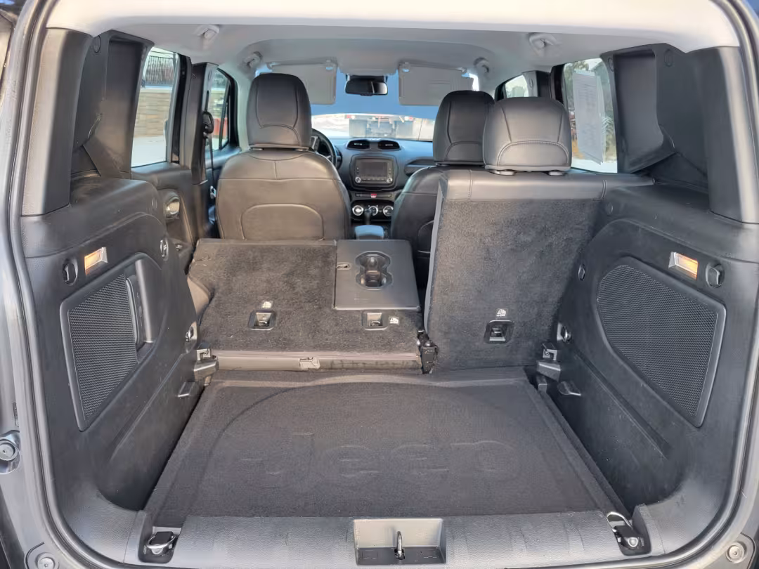 2015 Jeep Renegade - ZACCJBDT7FPB43315 - Image #15